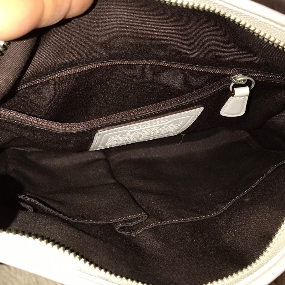Coach shoulder bag and wristlet - Picture 5 of 6
